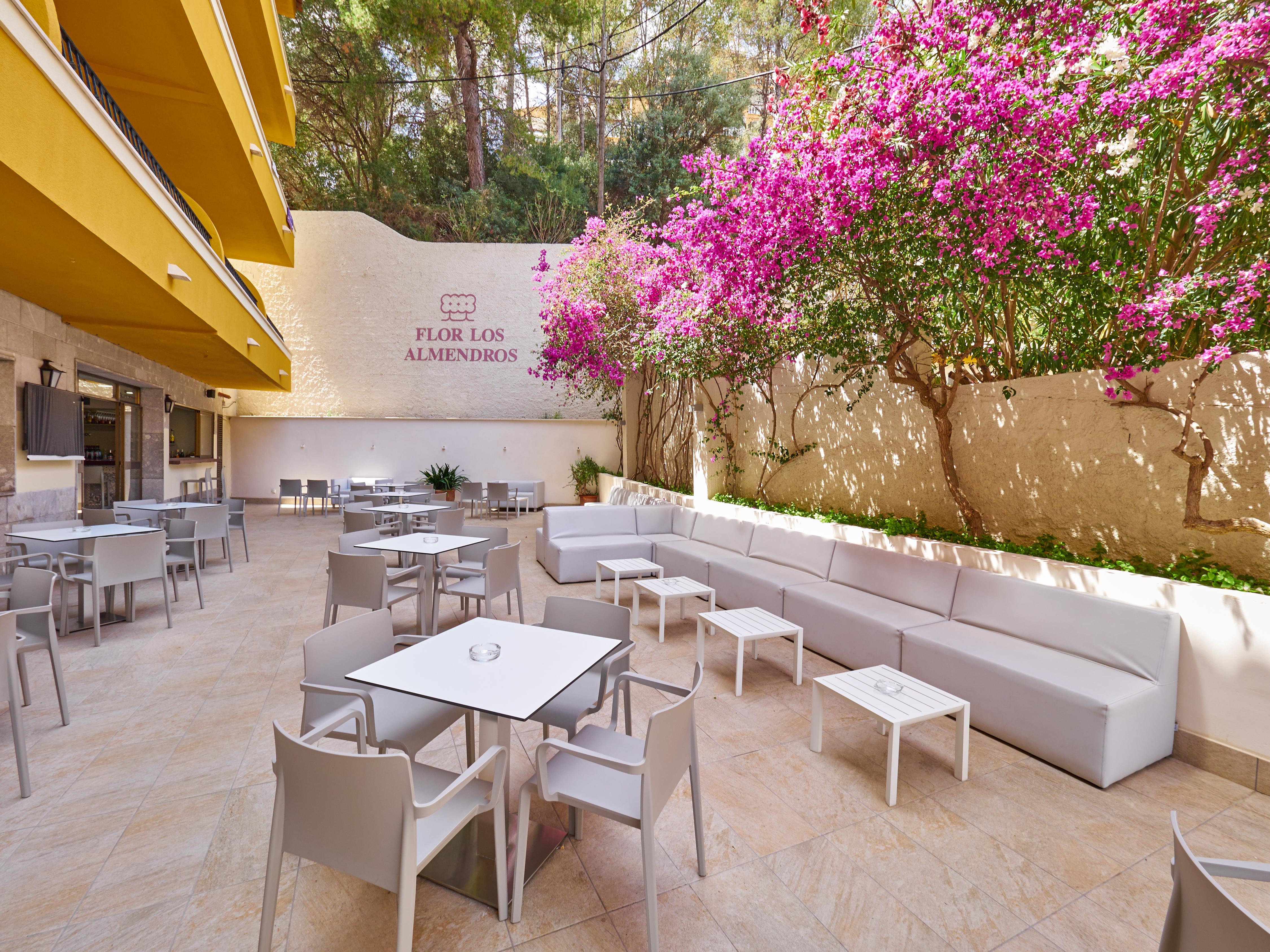Flor Los Almendros Hotel Peguera Exteriör bild